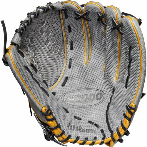 Wilson A2000 12.5" VSS Fastpitch Glove 4 Wilson A2000 12.5" VSS Fastpitch Glove - Image 2
